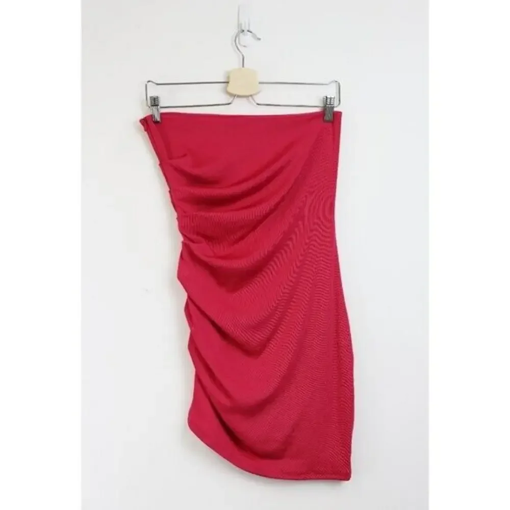 NBD Strapless Ruched Mini Dress in Raspberry - Picture 5 of 6